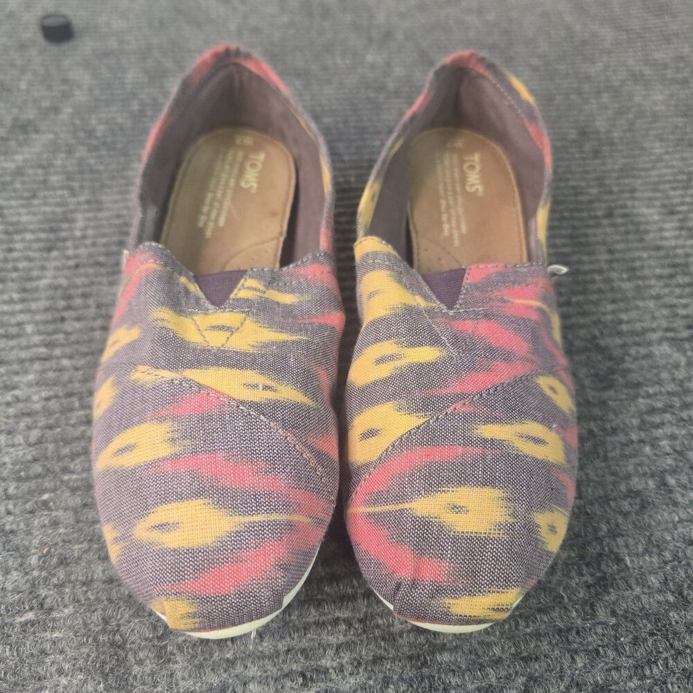 TOMS Ikay Aztec Classic Pink, Yellow, Red Canvas Slip-on Shoes Size 7 Classic